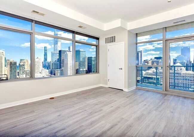 Building Photo - 303 W Ohio St