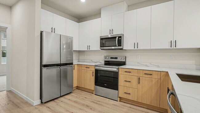 Foto del edificio - Brand-New Townhome at Cathcart Crossing – Modern Living in a Prime Snohomish Location - Move in R...