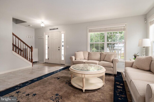 Foto del edificio - 132B Pineview Ave