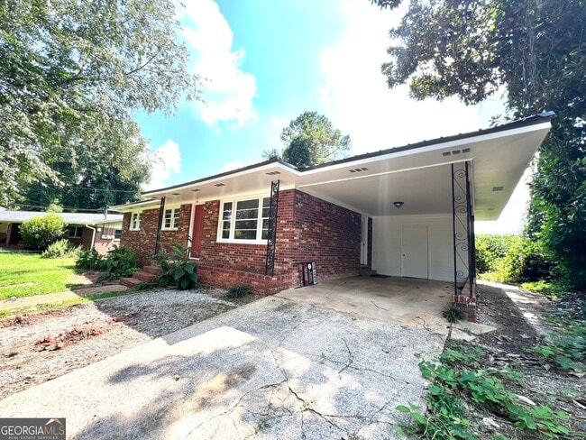 Foto del edificio - 133 Pineview Dr