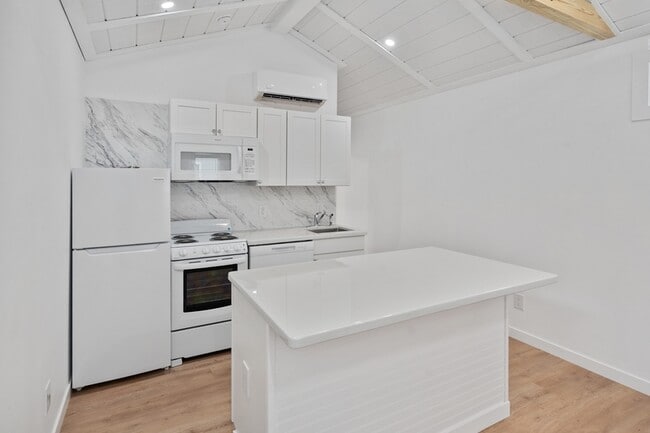 Foto del edificio - 720 Pritchett Ln