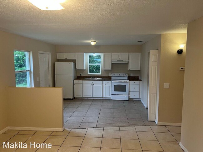 Foto del edificio - 2 br, 1 bath House - 37850 WDCF Dr. #2
