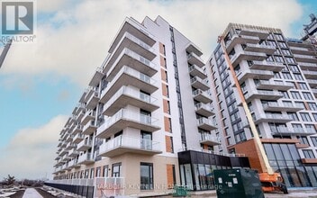 Building Photo - 6 David Eyer Rd