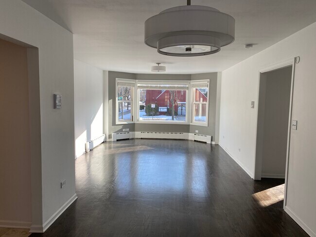 Living/dining room - 2111 Emerson St