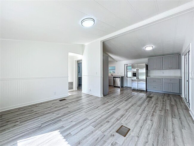 Foto del edificio - 140 Orangewood Dr