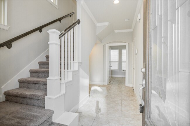 Foto del edificio - 9624 Cambridge Manor Ln