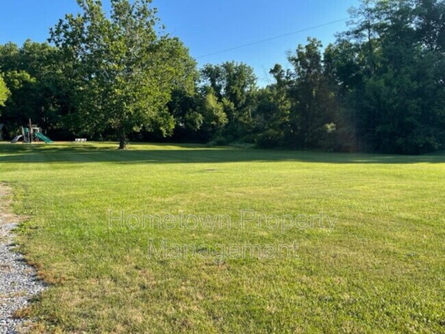 Foto del edificio - 726-730 Grantham RD