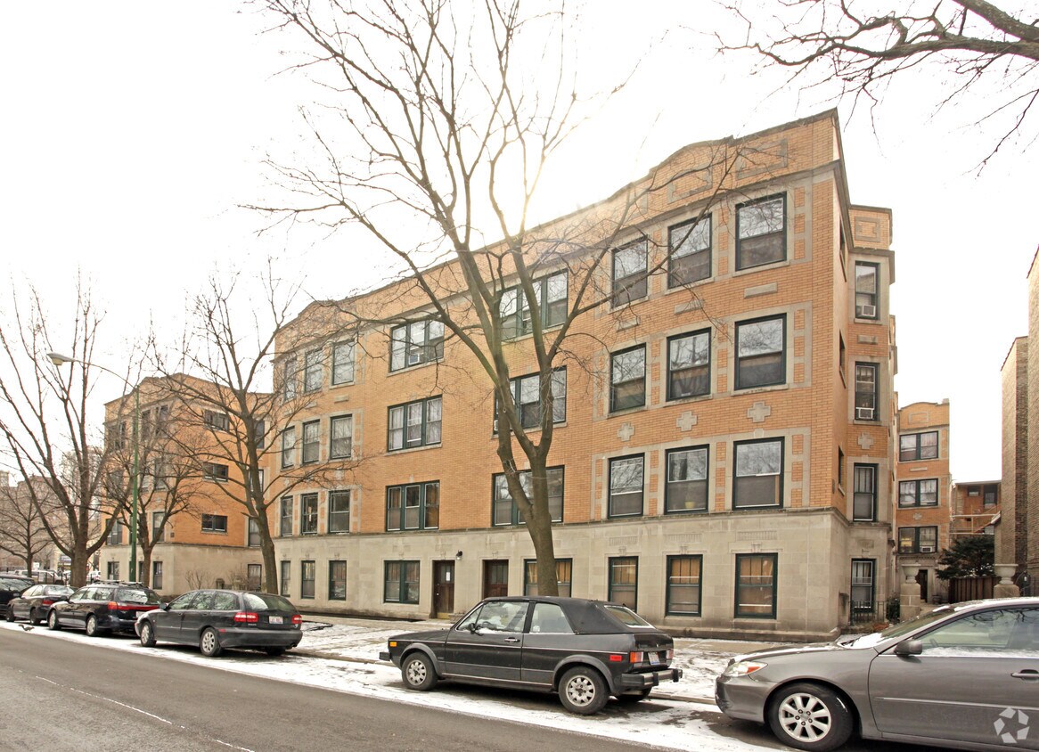 Building Photo - Edgewater Residences