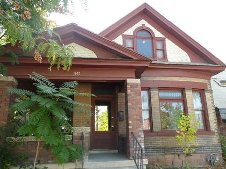 Building Photo - 942 E 400 S