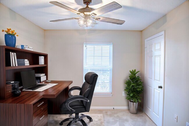Foto del edificio - Two bedroom 2 bath apartment available