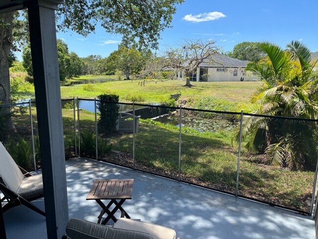 Foto del edificio - 3918 Shady Glen Ln