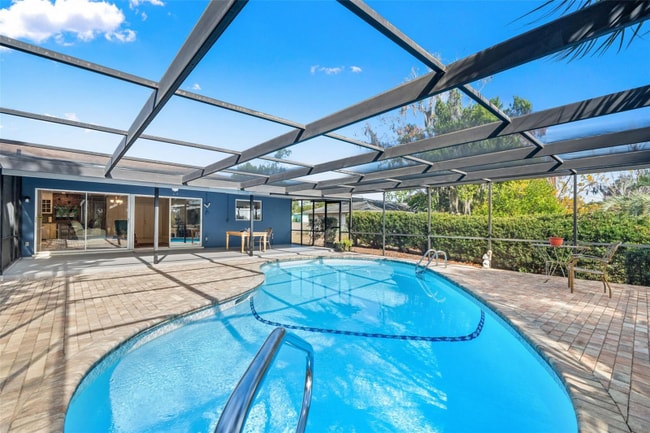 Foto del edificio - 6422 Fairlawn St