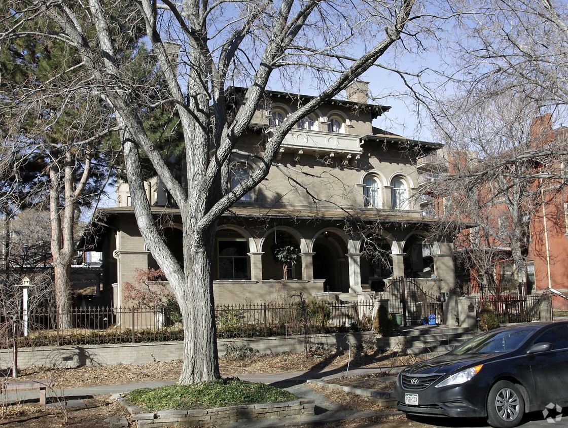Building Photo - 945 Pennsylvania St