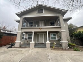 Building Photo - 350 N Calaveras St