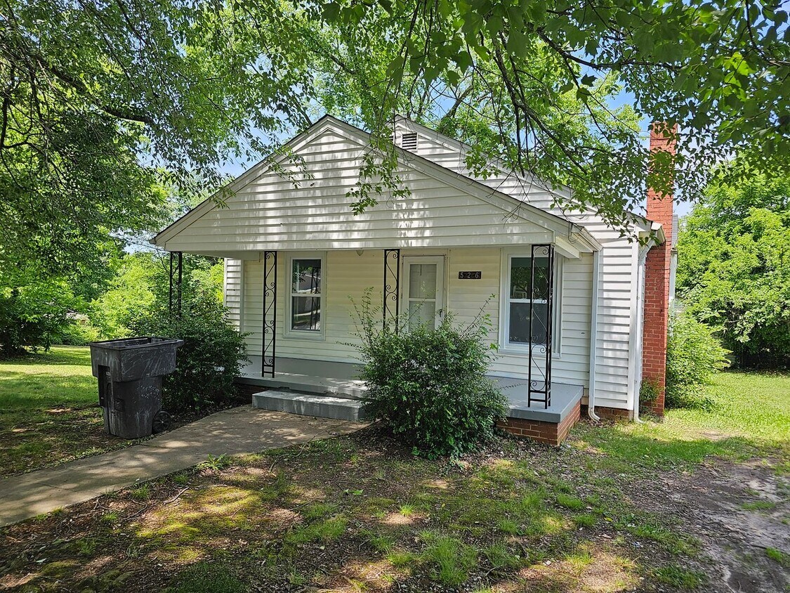 Primary Photo - 2BR with Living Room & Den!