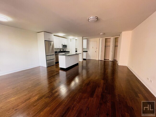 Foto del edificio - E 82 St