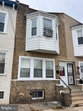 Building Photo - 6443 Vine St