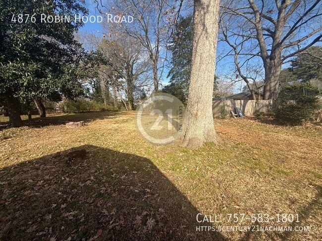 Foto del edificio - 4876 Robin Hood Rd