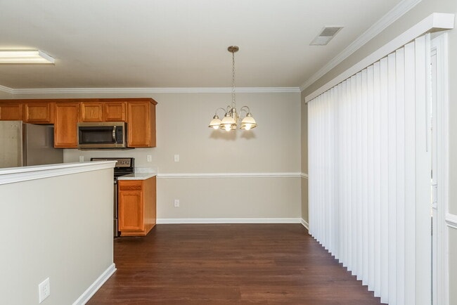 Building Photo - 3825 Broadwater Ct