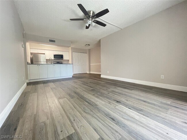 Foto del edificio - 5307 Summerlin Rd