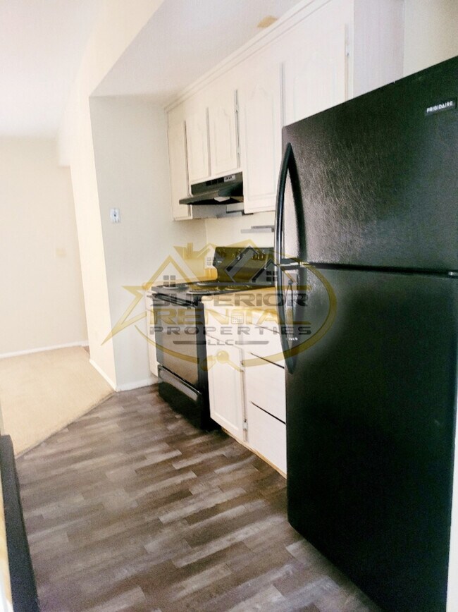 Building Photo - 109 Forestview Cir