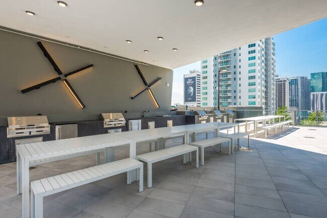 Foto del edificio - 230 NE 4th St