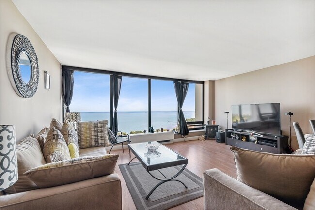 Foto del edificio - 5445 N Sheridan Rd