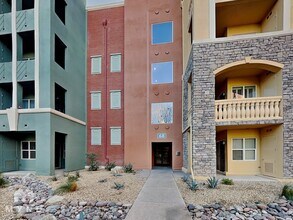 Building Photo - 68 E Serene Ave