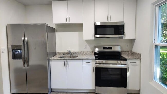 Foto del edificio - 2703 Avenue G Ave