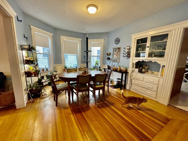 Foto del edificio - 226 Powder House Blvd