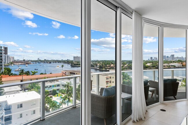 Foto del edificio - 401 N Birch Rd