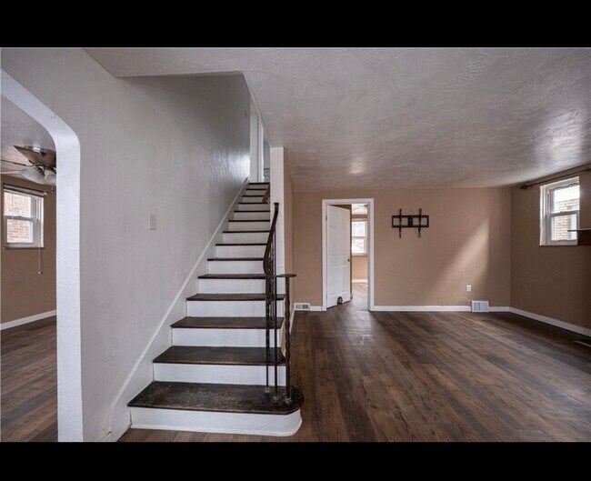 Foto del edificio - 924 James St