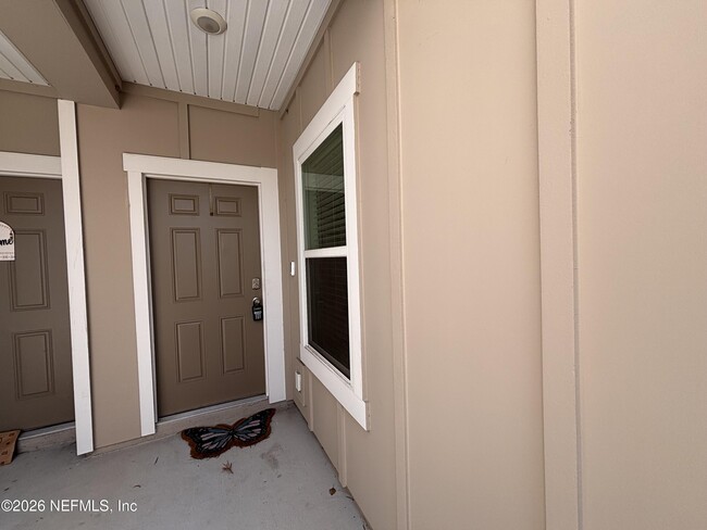 Building Photo - 9015 Gifford Dr
