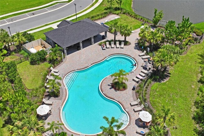 Foto del edificio - 6240 Fairmont Ln