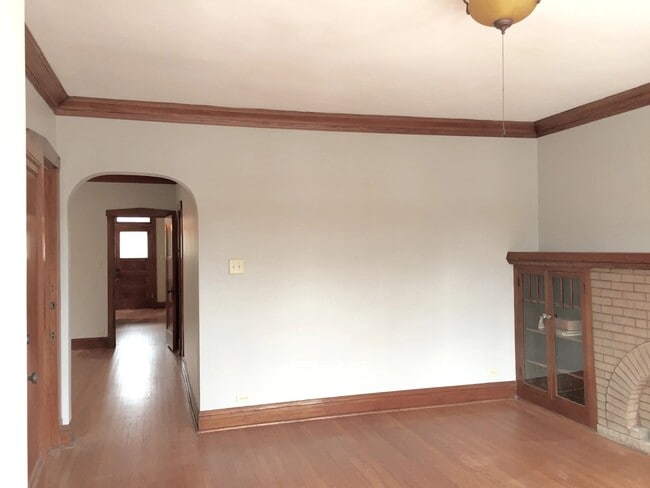 Building Photo - 1846 Wesley Ave