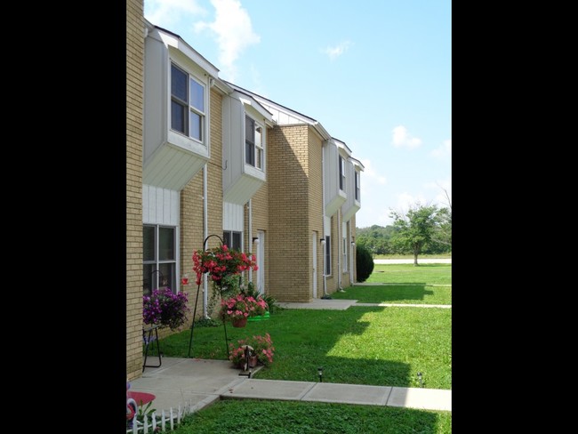 Foto del edificio - Dillsboro Townhomes