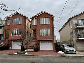 Building Photo - 108 Kearney Ave
