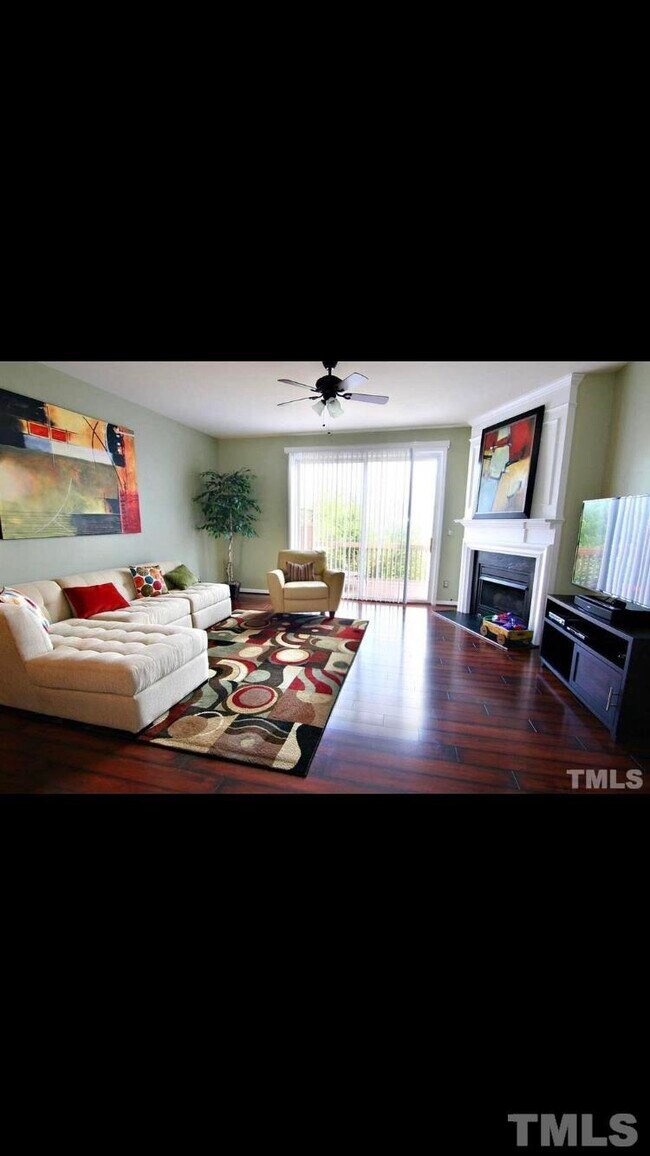 Foto del edificio - 1717 Zachary Brook Ln