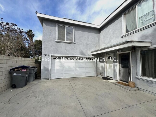 Building Photo - 12705 Waldorf Dr