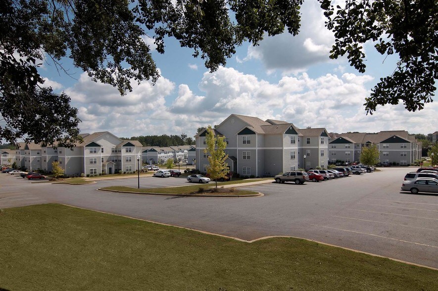 118 University Village Dr, Central, SC 29630 Townhouse for Rent in