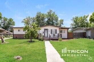 Building Photo - 2530 Cottonwood Dr