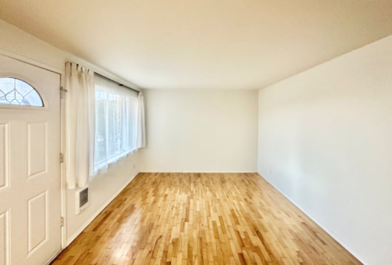 Photo - 5101 Ravenna Ave NE (Seattle, WA)