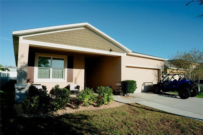 Building Photo - 153 Taft Dr