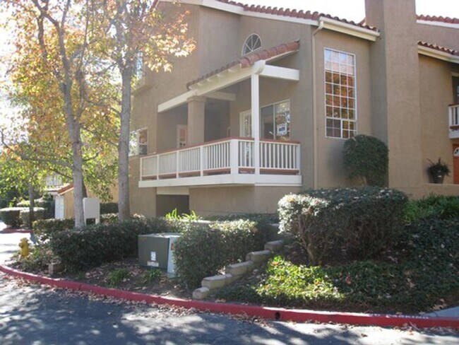 Foto del edificio - Spacious La Costa 3BR/3BA Townhome; gated ...