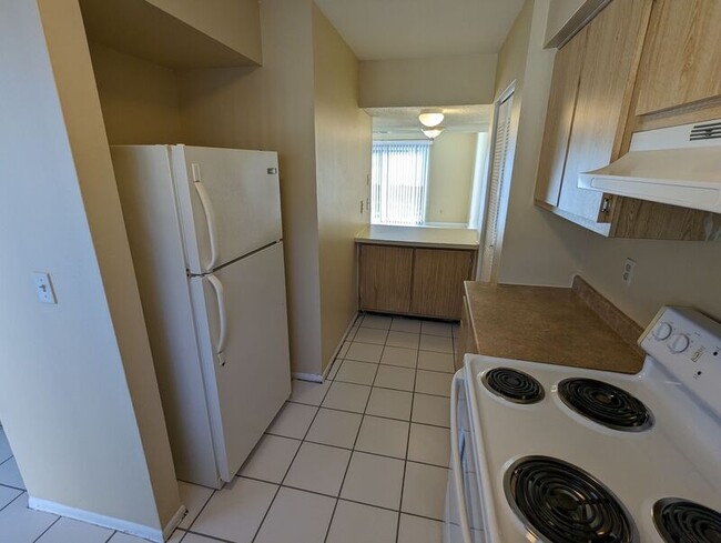 Building Photo - 12128 Napiers Cir