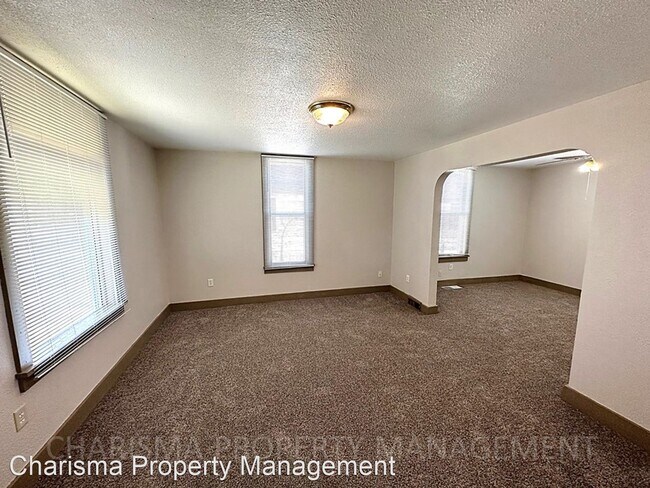 Building Photo - 3 br, 1 bath House - 1118 N Dakota Ave