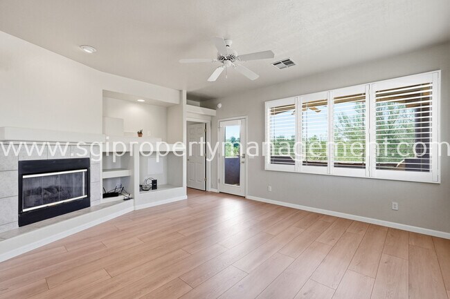 Foto del edificio - 11500 E Cochise Dr