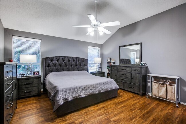 Foto del edificio - 1309 Aspen Ln