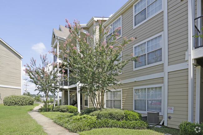 Building Photo - Timberwood Apartments