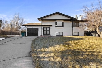 Building Photo - 304 Cielo Vista St